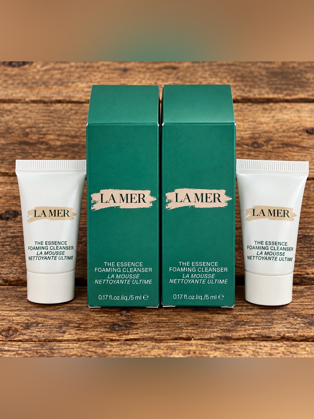 La Mer The Essence Foaming Cleanser 5ML each - you get 2! 10ML total